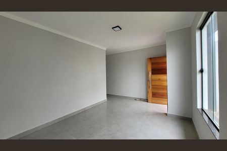 Sala de casa para alugar com 2 quartos, 80m² em Jardim Odete, Itaquaquecetuba