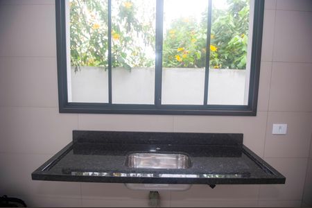 Casa para alugar com 80m², 2 quartos e 2 vagas