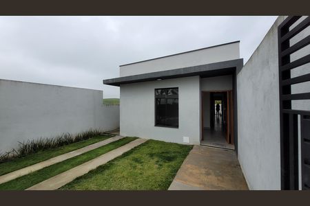 Casa para alugar com 80m², 2 quartos e 2 vagas