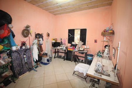 Quarto 2 de casa à venda com 2 quartos, 150m² em Solar do Barreiro, Belo Horizonte