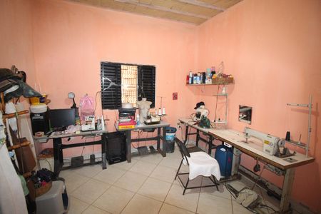 Quarto 2 de casa à venda com 2 quartos, 150m² em Solar do Barreiro, Belo Horizonte