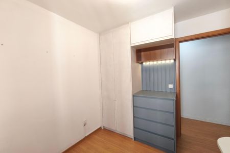 Quarto 1 de apartamento para alugar com 2 quartos, 44m² em Vila Garden, Campinas