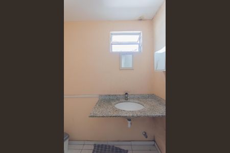 Casa à venda com 167m², 2 quartos e 2 vagas Casa à venda com 167m², 2 quartos e 2 vagasBanheiro 3
