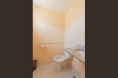 Casa à venda com 167m², 2 quartos e 2 vagas Casa à venda com 167m², 2 quartos e 2 vagasBanheiro da Suíte