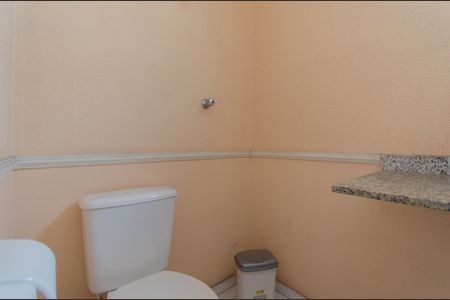 Casa à venda com 167m², 2 quartos e 2 vagas Casa à venda com 167m², 2 quartos e 2 vagasBanheiro 3