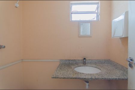 Casa à venda com 167m², 2 quartos e 2 vagas Casa à venda com 167m², 2 quartos e 2 vagasBanheiro 3