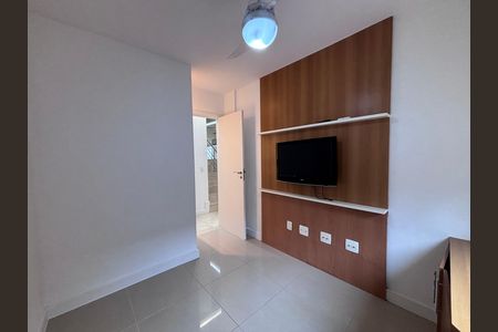 Casa de condomínio à venda com 240m², 4 quartos e 2 vagasQuarto 1
