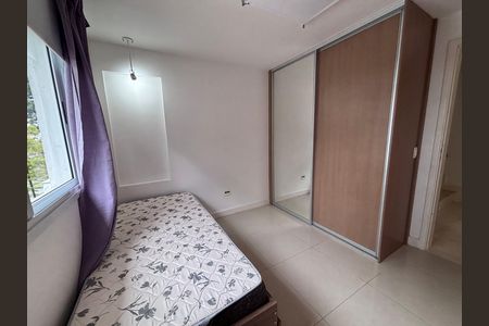 Casa de condomínio à venda com 240m², 4 quartos e 2 vagasQuarto 4