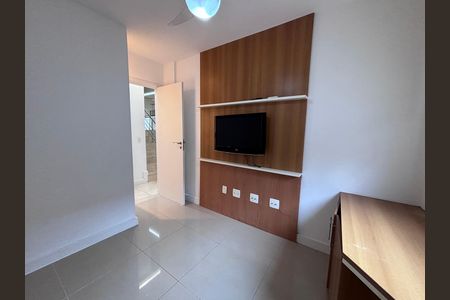 Casa de condomínio à venda com 240m², 4 quartos e 2 vagasQuarto 1