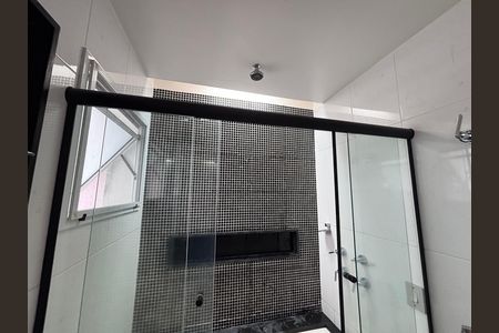 Casa de condomínio à venda com 240m², 4 quartos e 2 vagasBanheiro do Quarto 2
