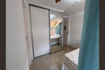 Casa de condomínio à venda com 240m², 4 quartos e 2 vagasQuarto 3