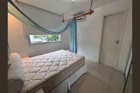 Casa de condomínio à venda com 240m², 4 quartos e 2 vagasQuarto 3