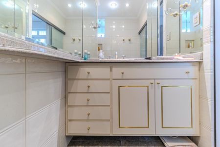 Apartamento à venda com 96m², 3 quartos e sem vagaBanheiro da Suíte