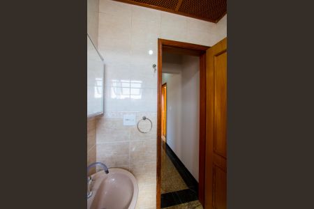 Apartamento para alugar com 86m², 3 quartos e 1 vaga Apartamento para alugar com 86m², 3 quartos e 1 vagaBanheiro social