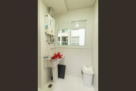 Apartamento para alugar com 70m², 2 quartos e 1 vagaÁrea de Serviço