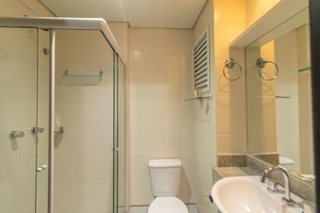 Apartamento para alugar com 70m², 2 quartos e 1 vagaBanheiro da Suite