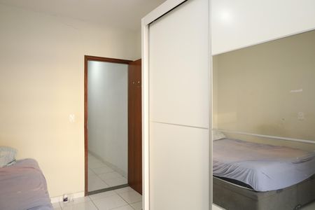 Casa à venda com 120m², 3 quartos e 2 vagasQuarto 3 - Suíte