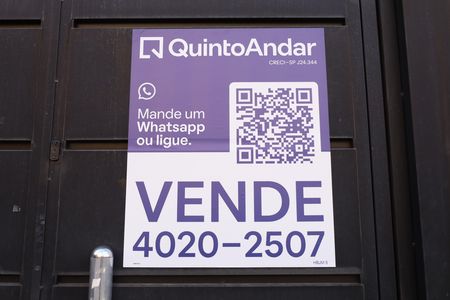 Casa à venda com 120m², 3 quartos e 2 vagasPlaca instalada no portão do imóvel - Código da placa: HBJM-5