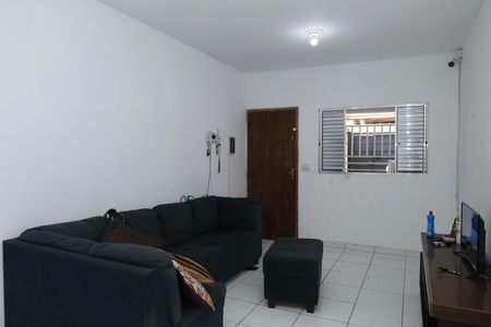 Casa à venda com 120m², 3 quartos e 2 vagasSala