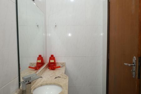 Casa à venda com 120m², 3 quartos e 2 vagasBanheiro 2