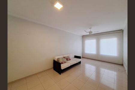 Casa para alugar com 162m², 3 quartos e 4 vagas Casa para alugar com 162m², 3 quartos e 4 vagasSala