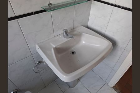 Casa para alugar com 162m², 3 quartos e 4 vagas Casa para alugar com 162m², 3 quartos e 4 vagasBanheiro
