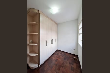 Casa para alugar com 162m², 3 quartos e 4 vagas Casa para alugar com 162m², 3 quartos e 4 vagasQuarto 2