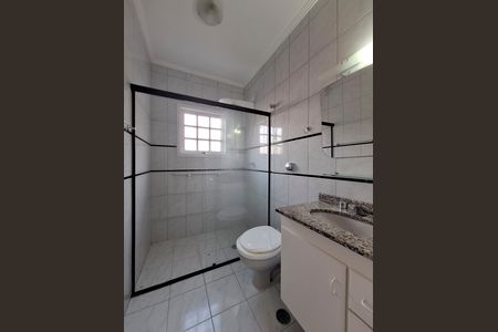 Casa para alugar com 162m², 3 quartos e 4 vagas Casa para alugar com 162m², 3 quartos e 4 vagasBanheiro