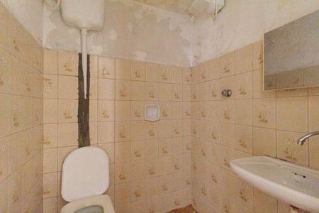 Casa para alugar com 120m², 3 quartos e sem vaga Casa para alugar com 120m², 3 quartos e sem vagaBanheiro