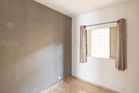 Quarto 2 de casa para alugar com 3 quartos, 120m² em Vila Osasco, Osasco