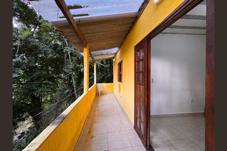Casa para alugar com 69m², 2 quartos e sem vagaVaranda