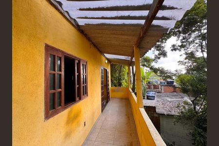 Casa para alugar com 69m², 2 quartos e sem vagaVaranda