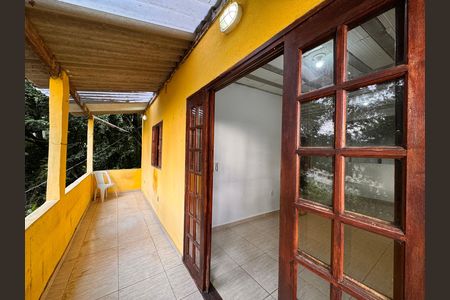 Casa para alugar com 69m², 2 quartos e sem vagaVaranda