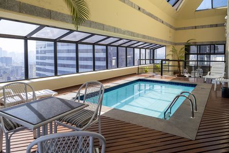 Apartamento para alugar com 60m², 1 quarto e 1 vagaÁrea comum - Piscina