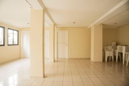 Apartamento à venda com 61m², 2 quartos e 2 vagas Apartamento à venda com 61m², 2 quartos e 2 vagasSalão de Festas