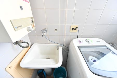 Apartamento à venda com 61m², 2 quartos e 2 vagasLavanderia