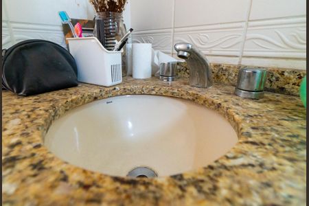Apartamento para alugar com 55m², 2 quartos e 2 vagasBanheiro Social