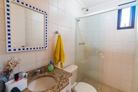 Apartamento para alugar com 55m², 2 quartos e 2 vagasBanheiro Social