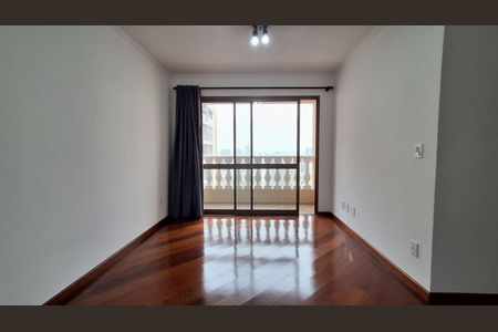 Sala  de apartamento para alugar com 2 quartos, 75m² em Santo Antônio, São Caetano do Sul