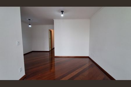 Apartamento para alugar com 75m², 2 quartos e 1 vaga Apartamento para alugar com 75m², 2 quartos e 1 vagaSala