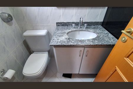 Apartamento para alugar com 75m², 2 quartos e 1 vaga Apartamento para alugar com 75m², 2 quartos e 1 vagaBanheiro Suíte