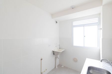 Apartamento para alugar com 45m², 2 quartos e 1 vaga Apartamento para alugar com 45m², 2 quartos e 1 vagaCozinha e Área de Serviço