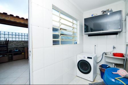 Casa à venda com 250m², 3 quartos e 5 vagasÁrea de Serviço