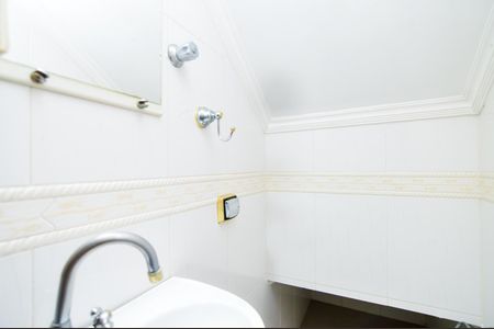 Casa à venda com 250m², 3 quartos e 5 vagasBanheiro Social -Lavabo