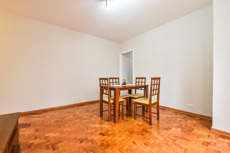 Apartamento à venda com 73m², 2 quartos e 1 vaga Apartamento à venda com 73m², 2 quartos e 1 vagaSala
