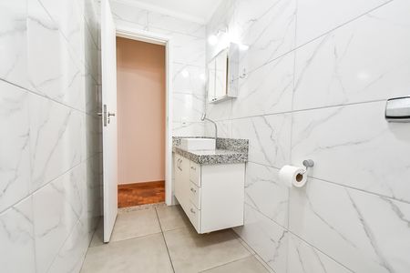 Apartamento à venda com 73m², 2 quartos e 1 vaga Apartamento à venda com 73m², 2 quartos e 1 vagaBanheiro