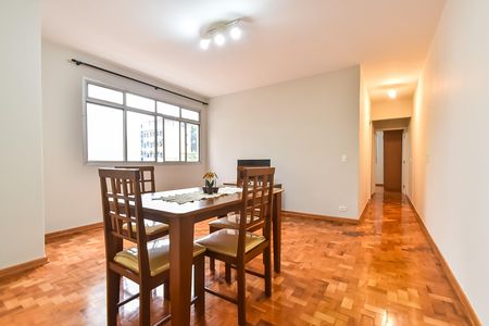 Apartamento à venda com 73m², 2 quartos e 1 vaga Apartamento à venda com 73m², 2 quartos e 1 vagaSala