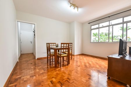 Apartamento à venda com 73m², 2 quartos e 1 vaga Apartamento à venda com 73m², 2 quartos e 1 vagaSala