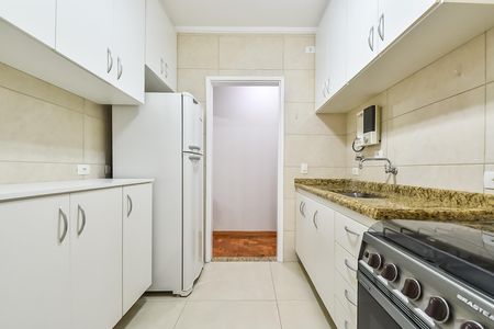 Apartamento à venda com 73m², 2 quartos e 1 vaga Apartamento à venda com 73m², 2 quartos e 1 vagaCozinha