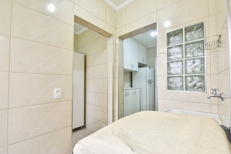 Apartamento à venda com 73m², 2 quartos e 1 vaga Apartamento à venda com 73m², 2 quartos e 1 vagaÁrea de serviço
